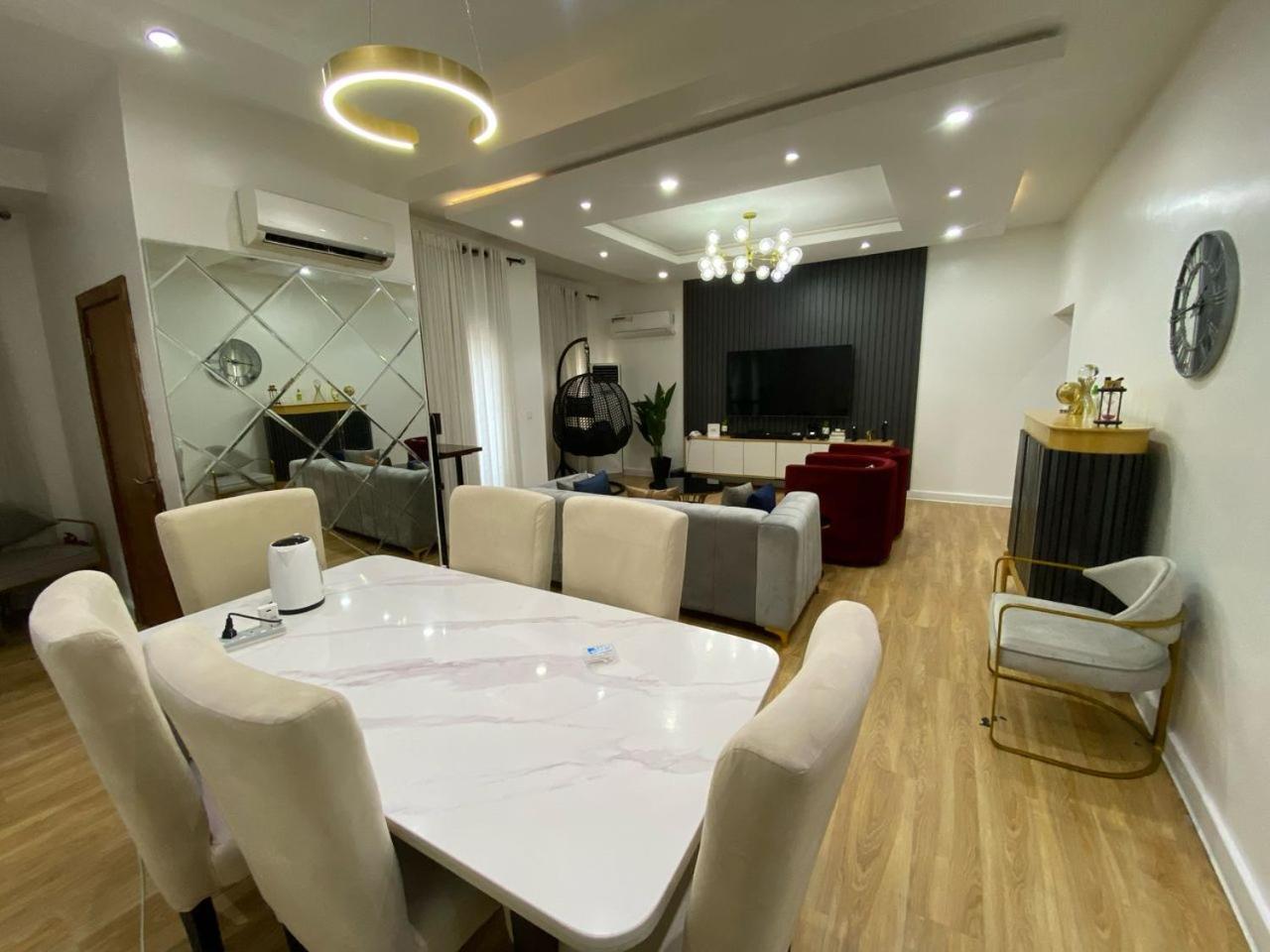 2-Bedroom Furnished Apartment - Lekki Lagos Dış mekan fotoğraf